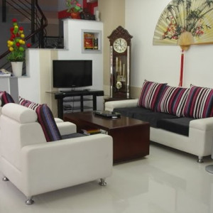 Nhà  Em Cần Tìm 1 Chị Giúp Việc Nhà Quận 10 , Bao Ăn Ở Lại Lương 10tr