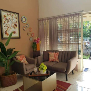 Gia Đình Em Có 3 Người Lớn Đang Ở Chung Cư The Goldview Quận 4 Cần Gấp 1 Chị Giúp Việc Nhà Lương Tháng 10 Triệu Bao Ăn Ở