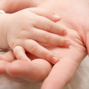 Gia Đình Đang Cần Tìm Chị Trông Em, Nhận Chị Làm Ở Lại Được Tại Nhà Lương 10tr Quận 10