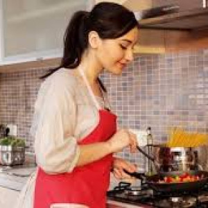 Cần tìm một cô giúp việc nhà, nấu ăn. Thủ Đức