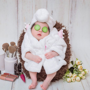 Nhà Em Ở Q10, Đang Cần Tuyển Gấp 1 Chị Chuyên Chăm Em Bé, Làm Ăn Ở Lại