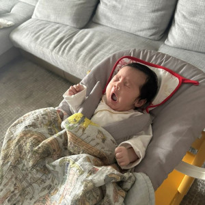 Tìm Chị Chăm Em Bé 5 Tháng Ở Bình Thanh, Lương 11 Triệu.