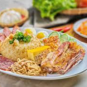 Cần tìm một cô phụ quán cơm, Phường Uyên Hưng, Tân Uyên, Bình Dương